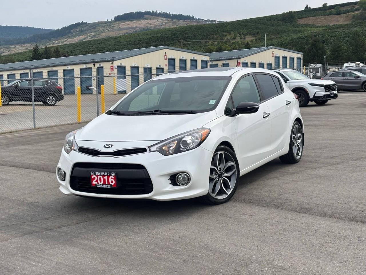 White 2016 Kia Forte5 Hatchback 6-Speed Automatic