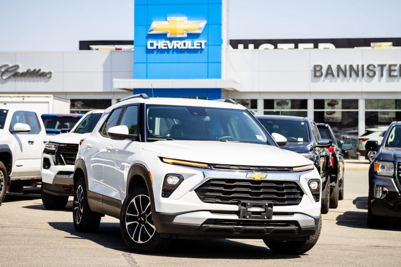 White 2025 Chevrolet Trailblazer SUV / Crossover Four-Wheel Drive 9-Speed Automatic