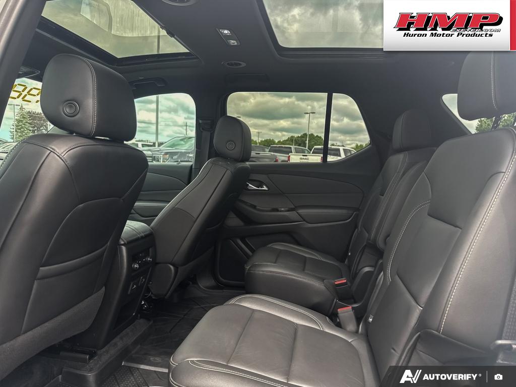 used 2023 Chevrolet Traverse car, priced at $33,985