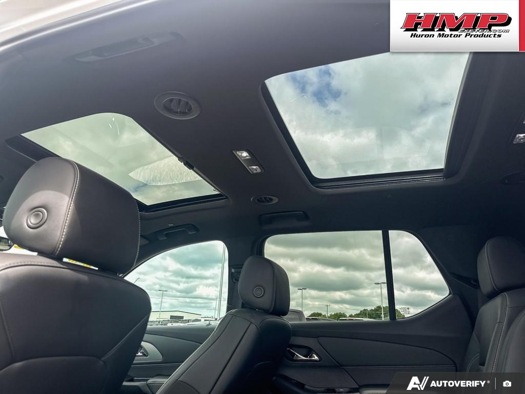 used 2023 Chevrolet Traverse car, priced at $33,985