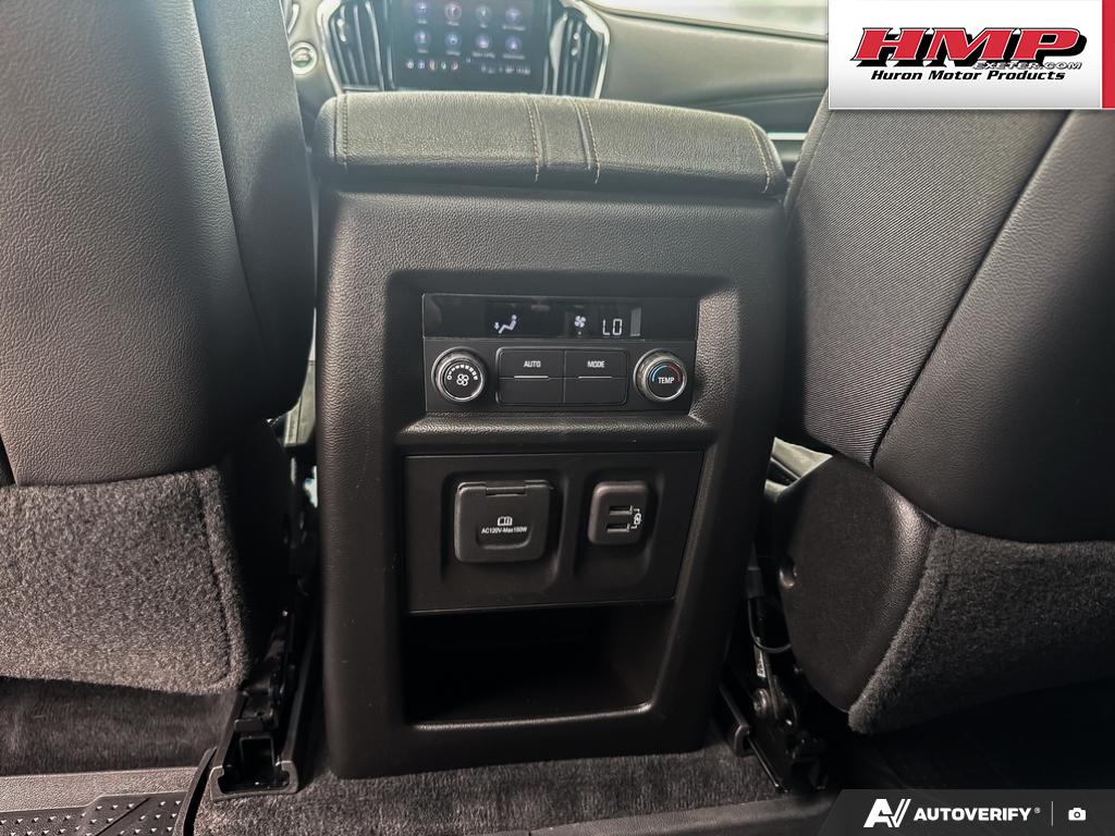 used 2023 Chevrolet Traverse car, priced at $33,985