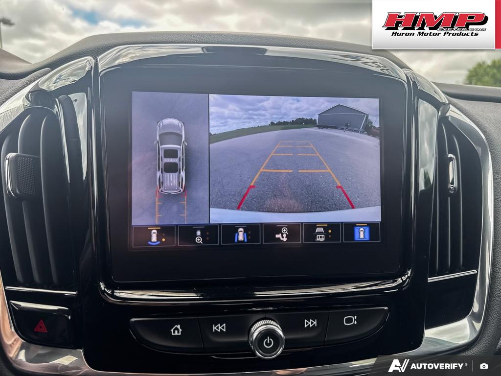 used 2023 Chevrolet Traverse car, priced at $33,985