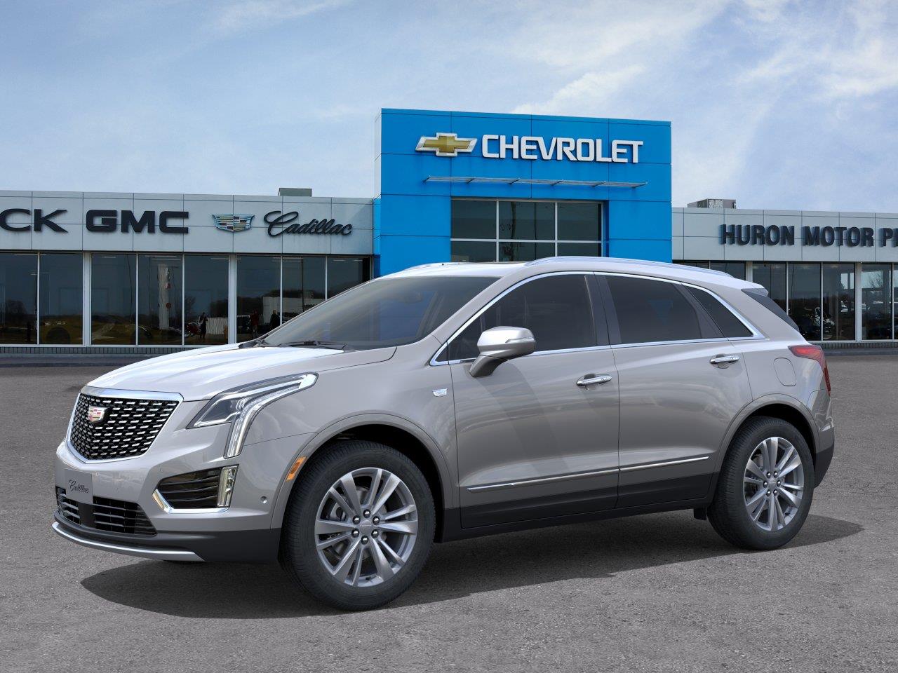 new 2026 Cadillac XT5 car, priced at $72,117