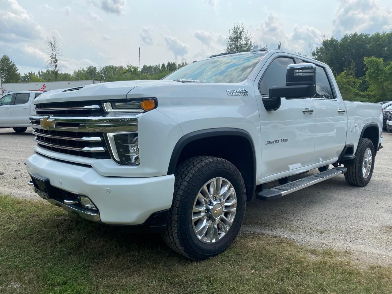2023 Chevrolet Silverado 3500HD High Country Crew Cab 4WD