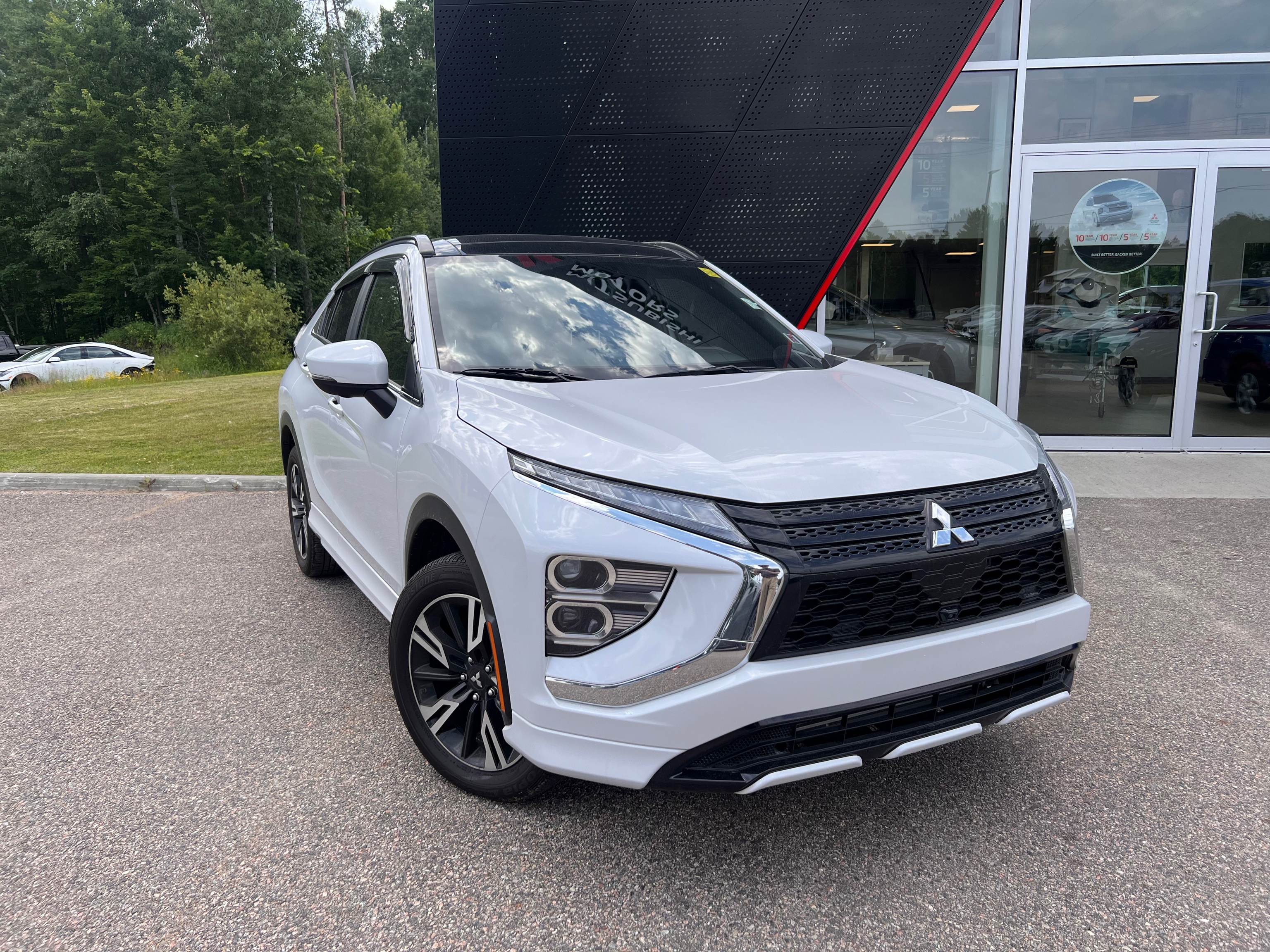 White 2024 Mitsubishi Eclipse Cross SUV / Crossover Continuously Variable Transmission