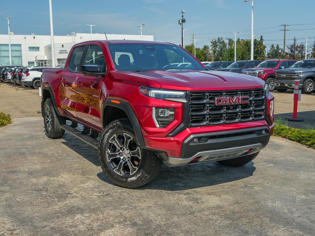 2024 GMC Canyon AT4 Crew Cab 4WD