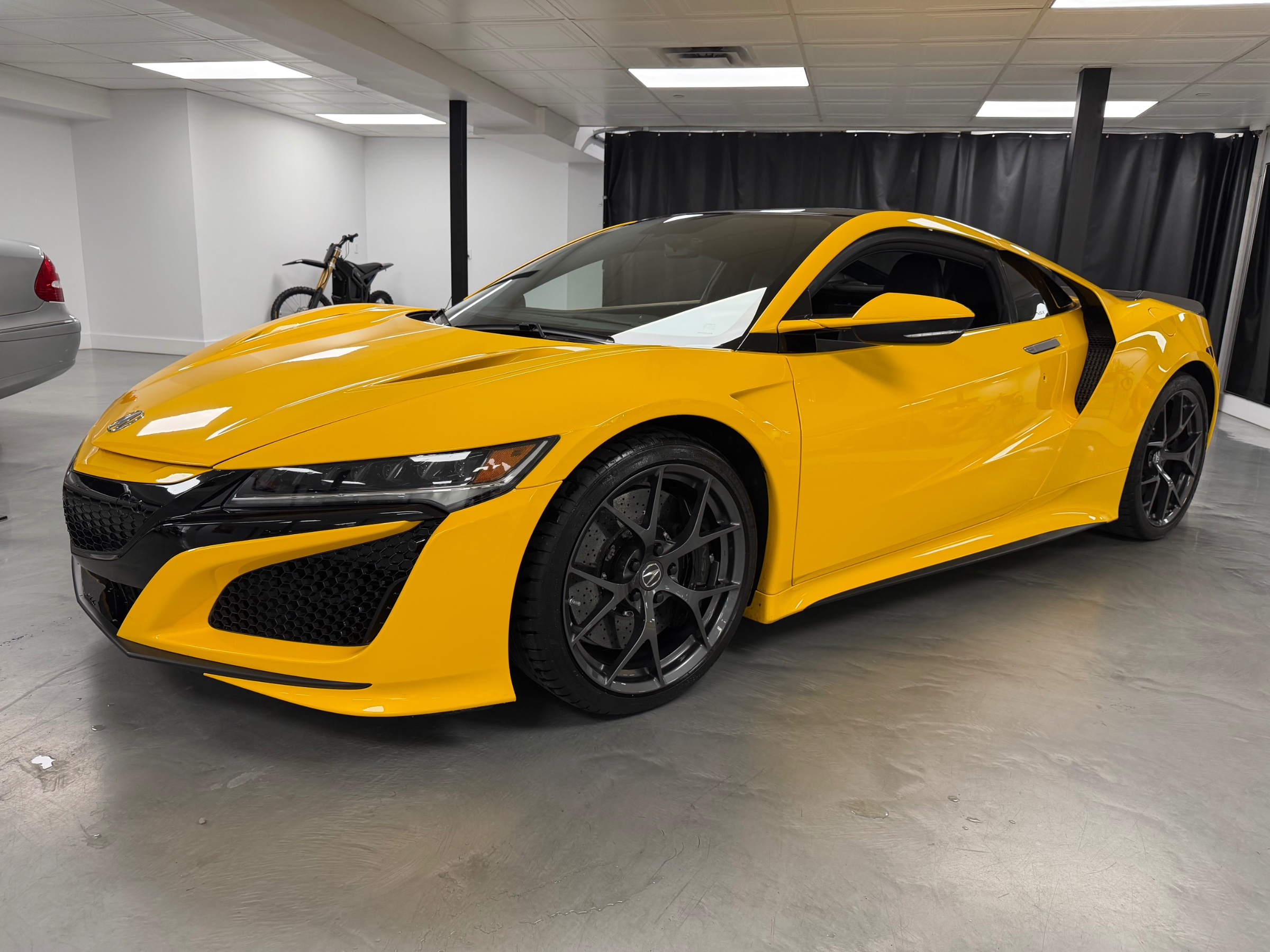 Sport Yellow 2020 Acura NSX Coupe All-Wheel Drive 9-Speed Automatic