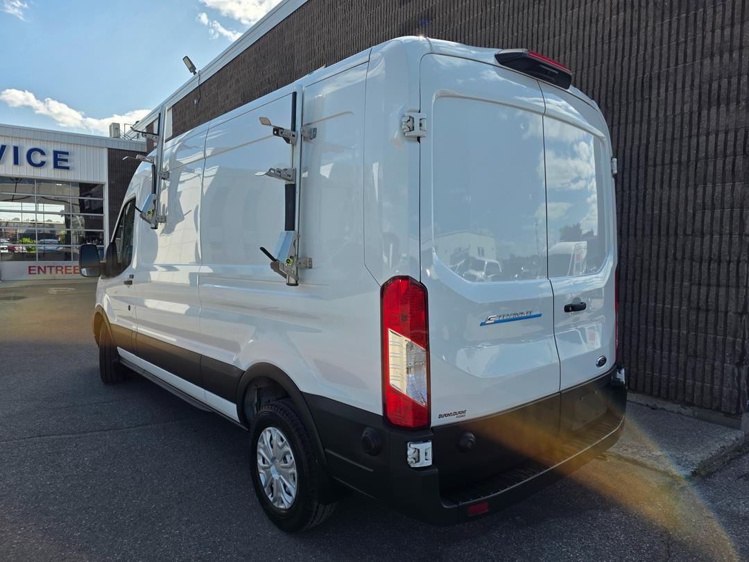 2023 Ford Transit Cargo
