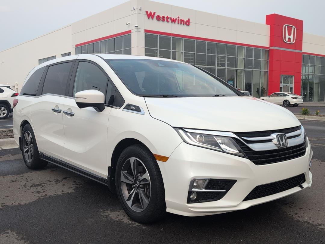 White 2020 Honda Odyssey Minivan Automatic