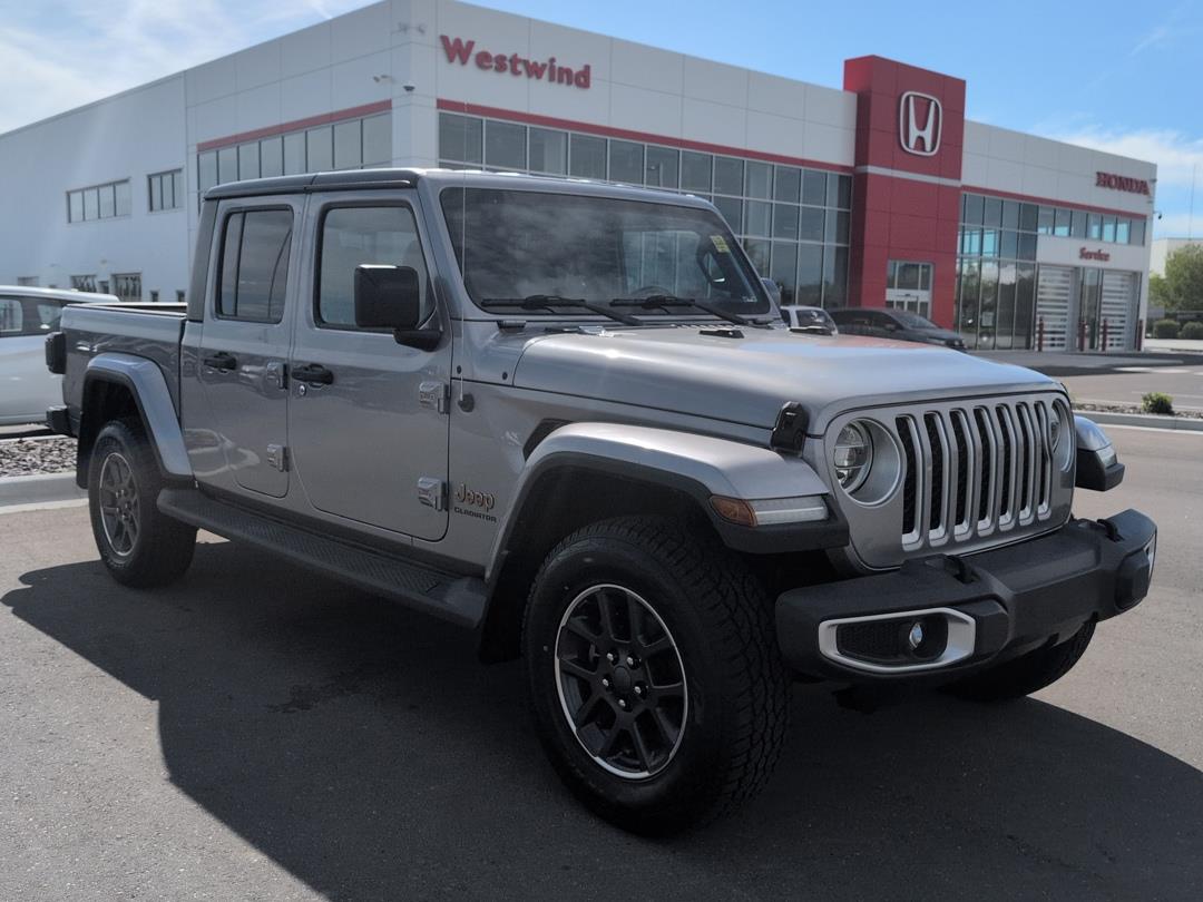 Gray 2020 Jeep Gladiator Pickup Truck Four-Wheel Drive 8-Speed Automatic