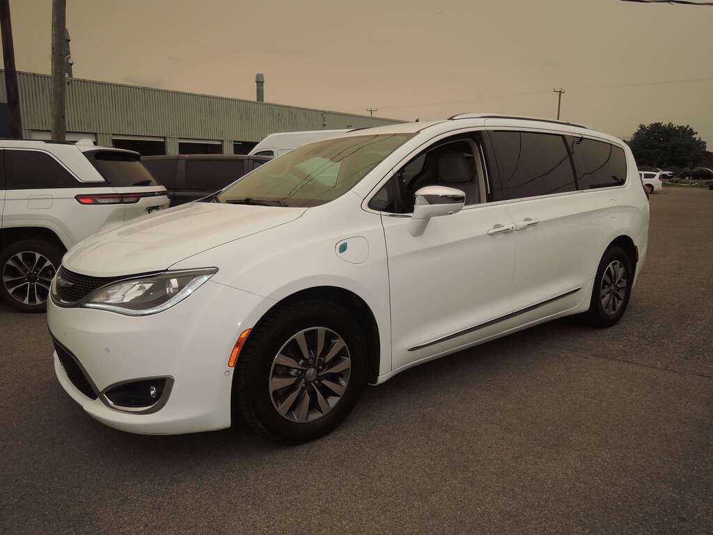 2020 Chrysler Pacifica Hybrid