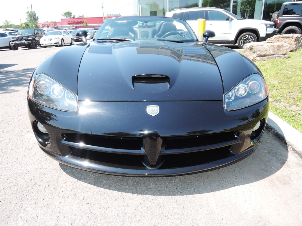 2005 Dodge Viper