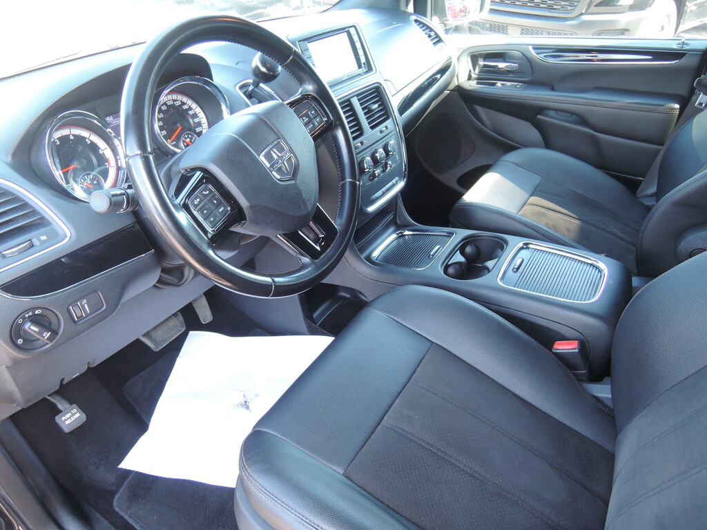 Dodge Grand Caravan 2020