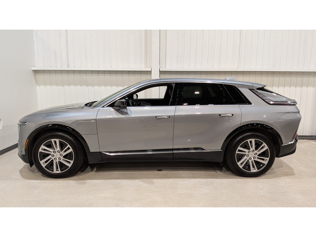 2024 Cadillac LYRIQ