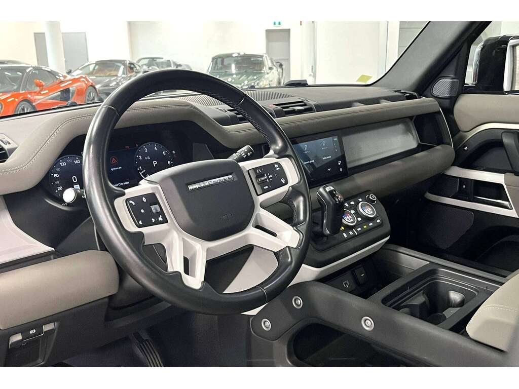 2023 Land Rover Defender