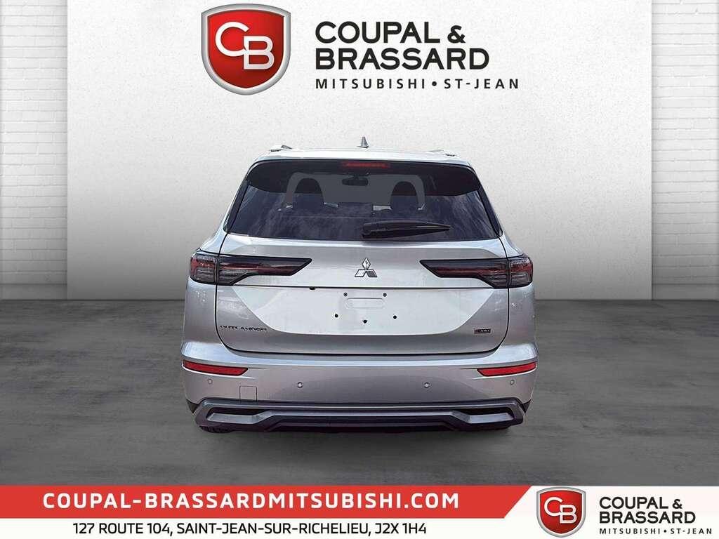 Mitsubishi Outlander 2026