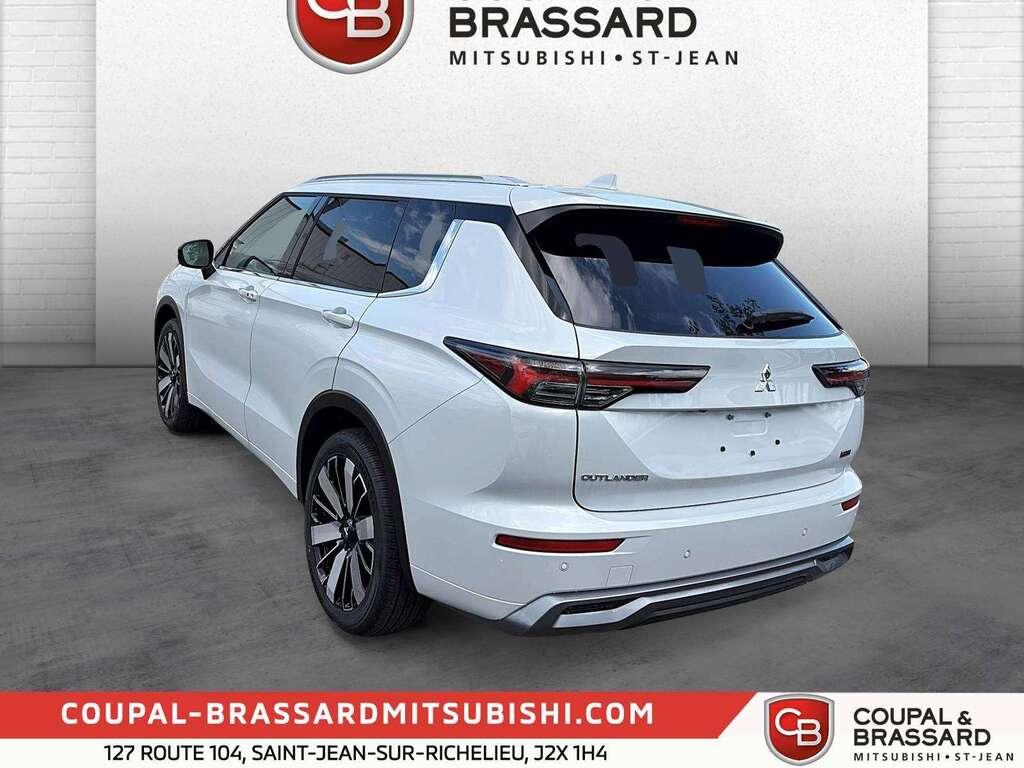 Mitsubishi Outlander 2026