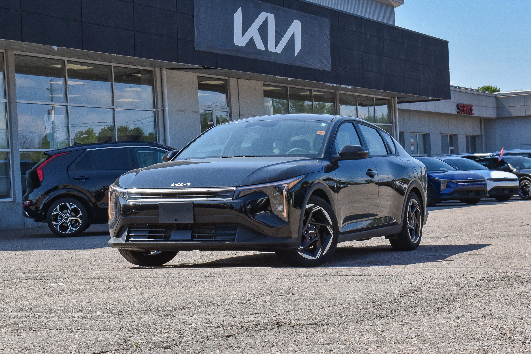 Black 2025 Kia K4 Sedan Front-Wheel Drive Continuously Variable Transmission