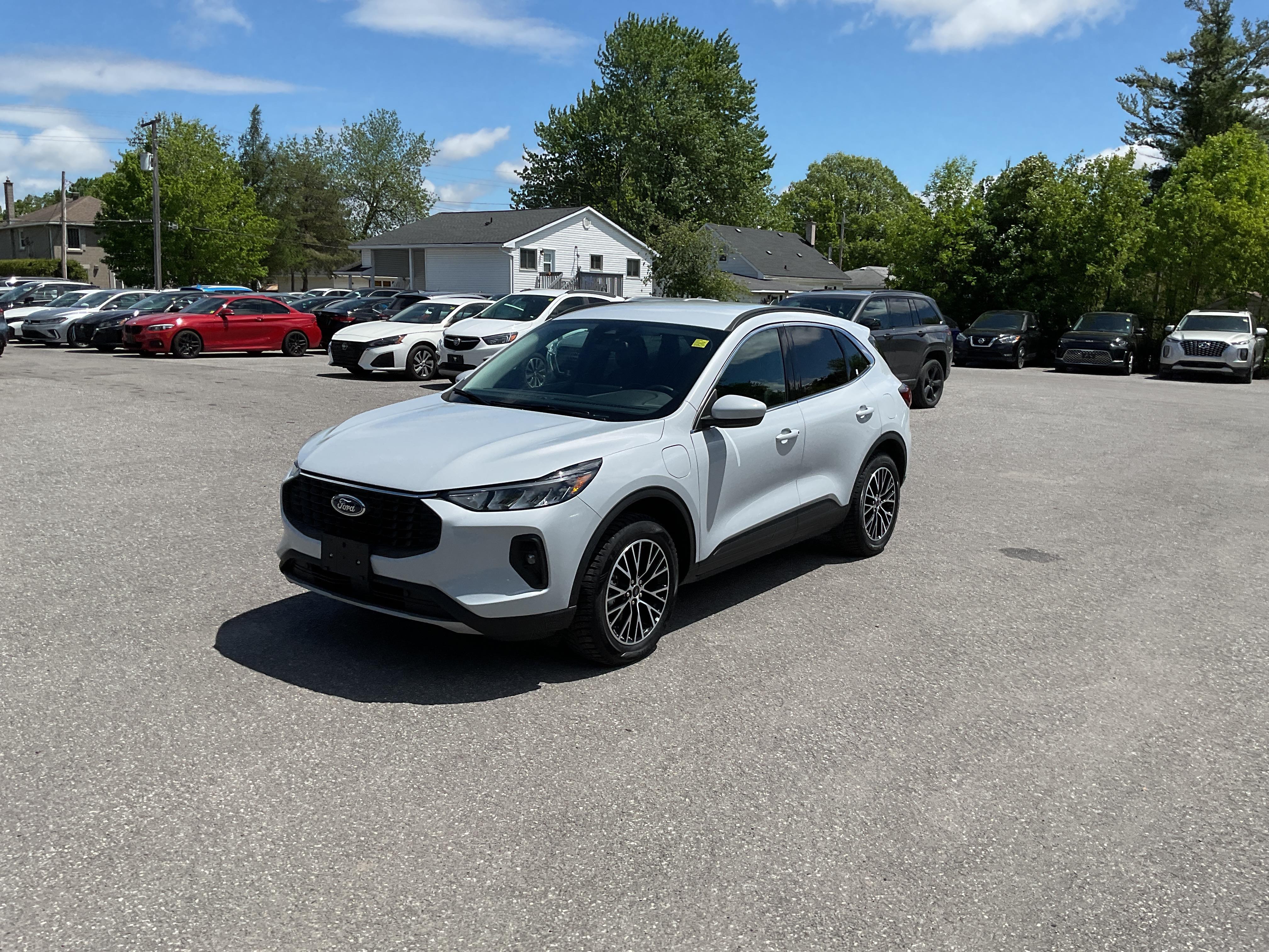 2025 Ford Escape Hybrid Plug-in FWD