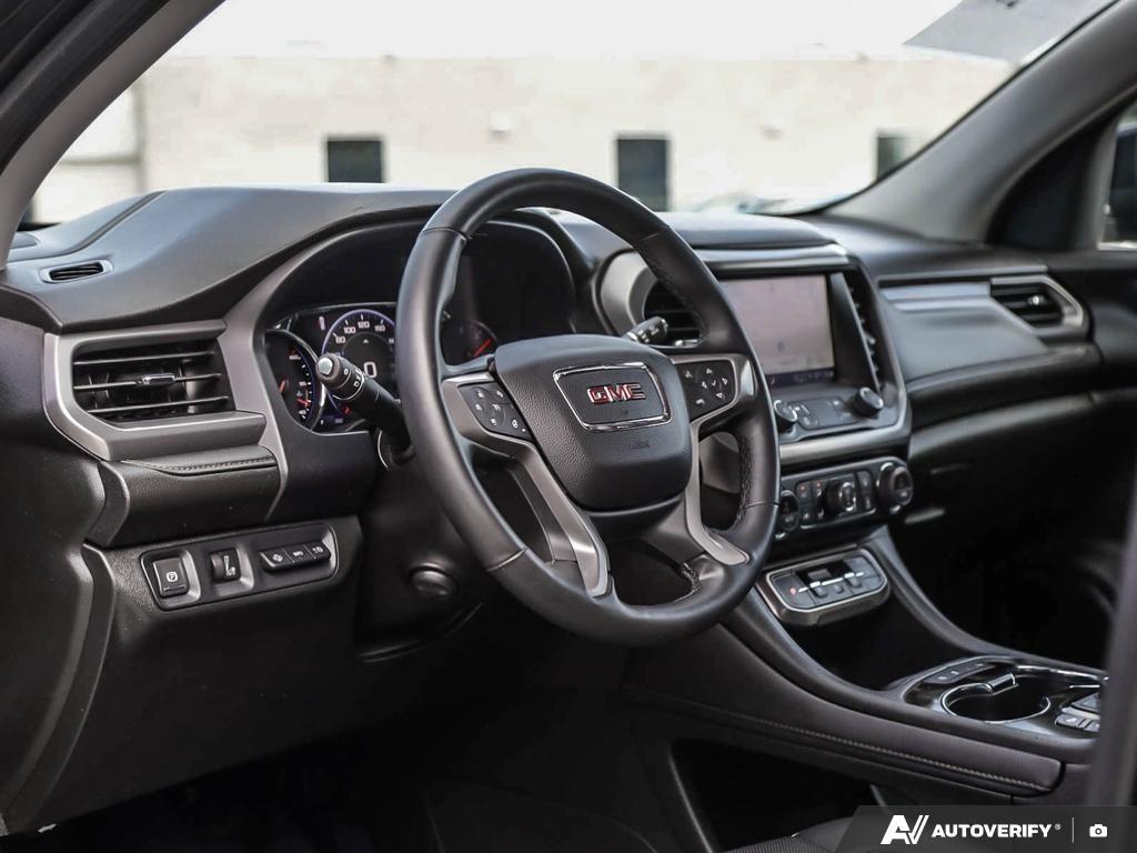 used 2023 GMC Acadia car, priced at $40,899