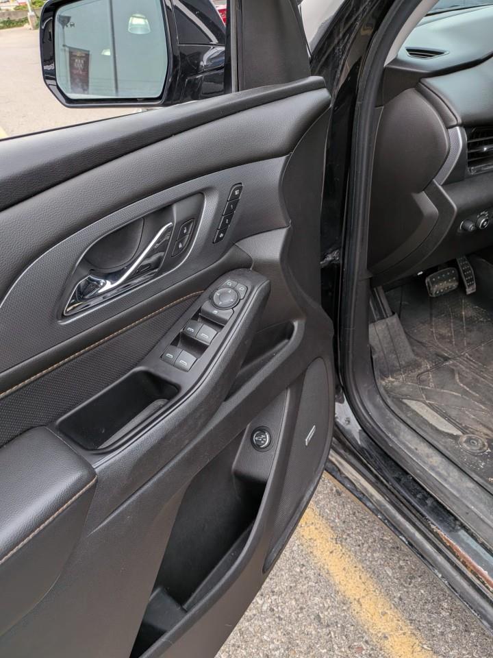 used 2018 Chevrolet Traverse car, priced at $15,995