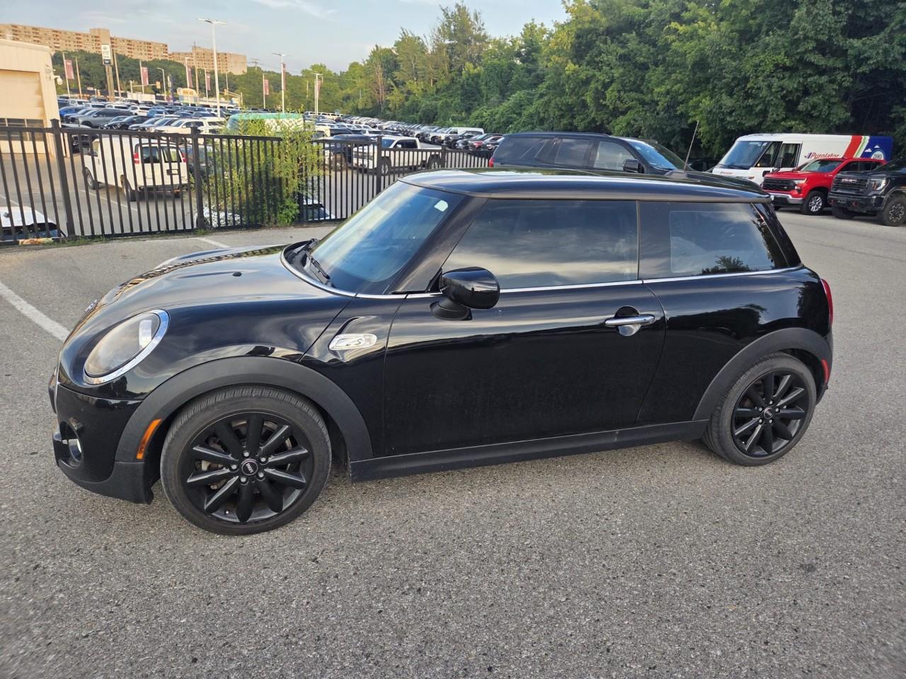 used 2020 MINI 3 Door car, priced at $13,389
