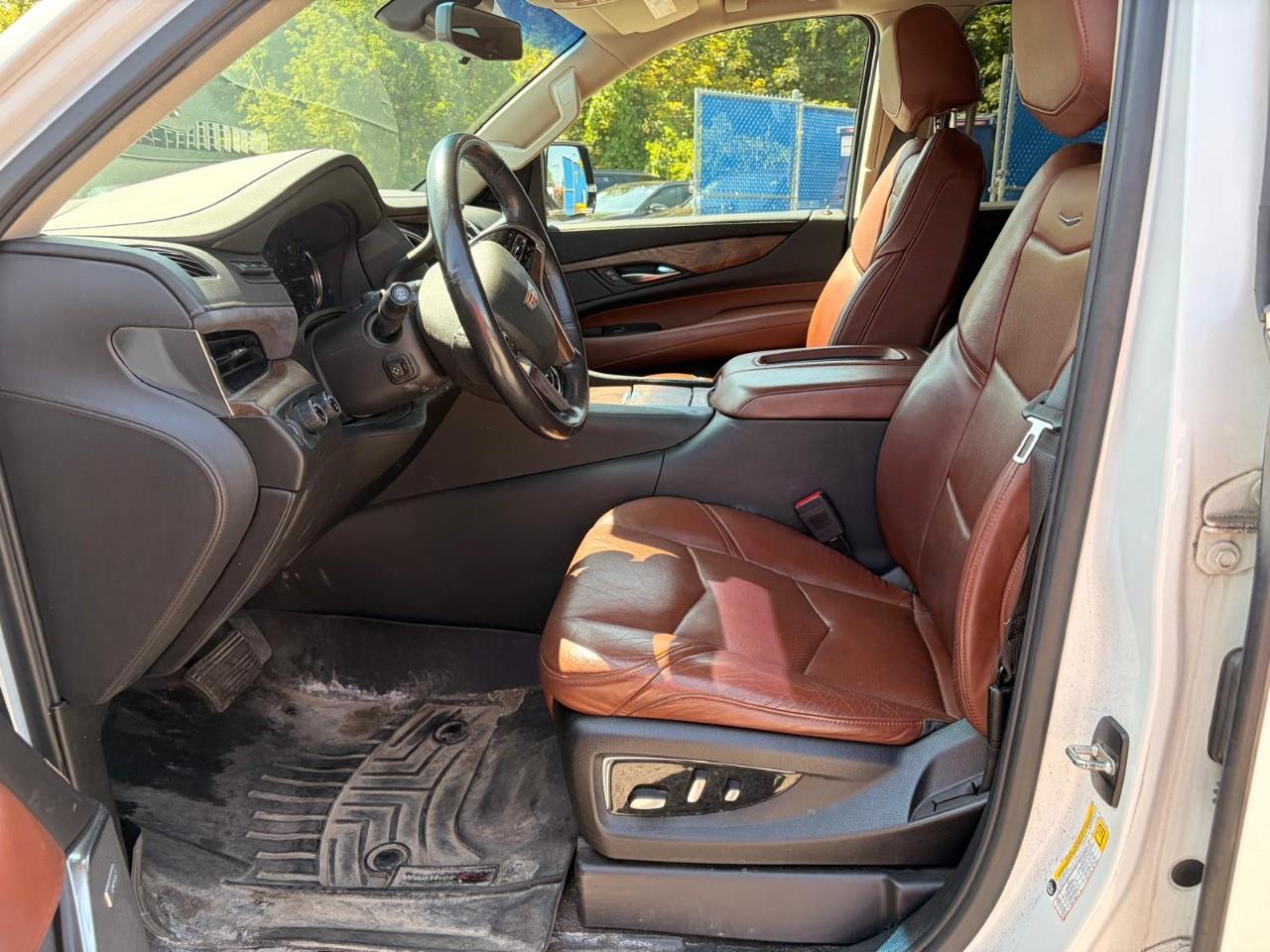 used 2019 Cadillac Escalade ESV car, priced at $49,985