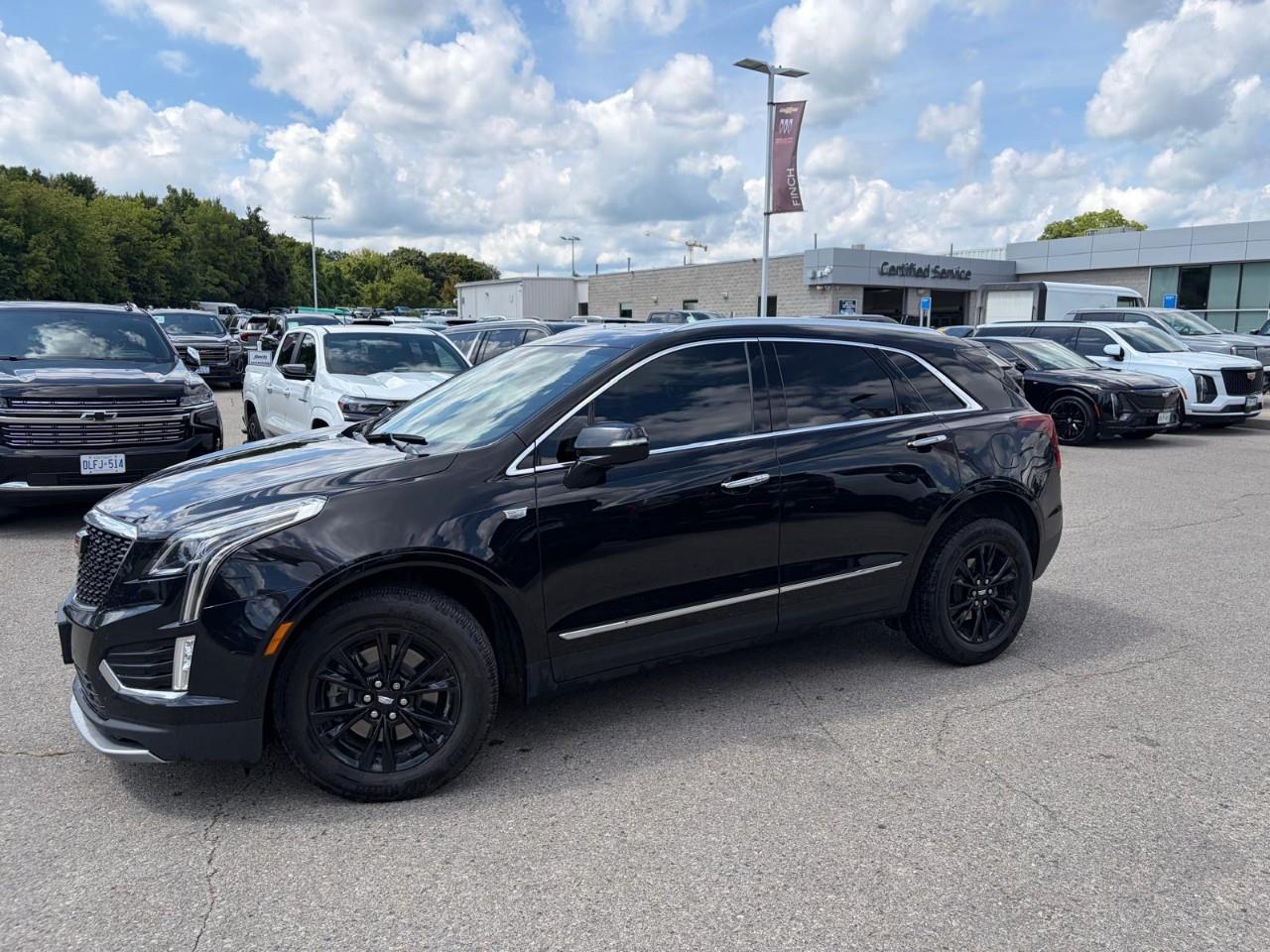 used 2023 Cadillac XT5 car, priced at $35,616