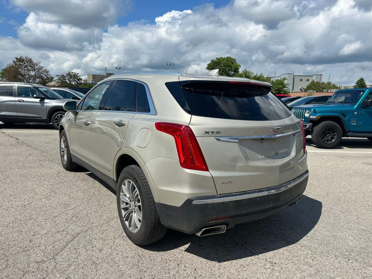 used 2017 Cadillac XT5 car, priced at $18,859