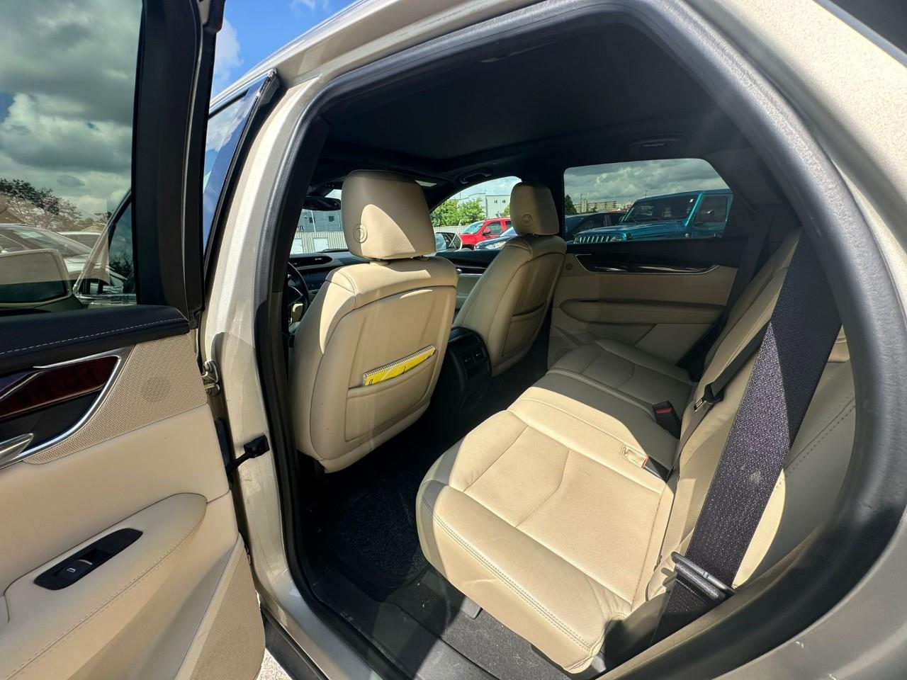 used 2017 Cadillac XT5 car, priced at $18,859