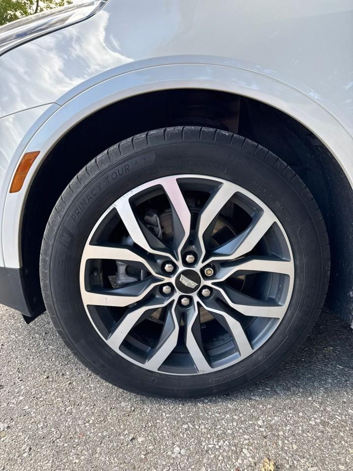 used 2021 Cadillac XT5 car, priced at $29,859
