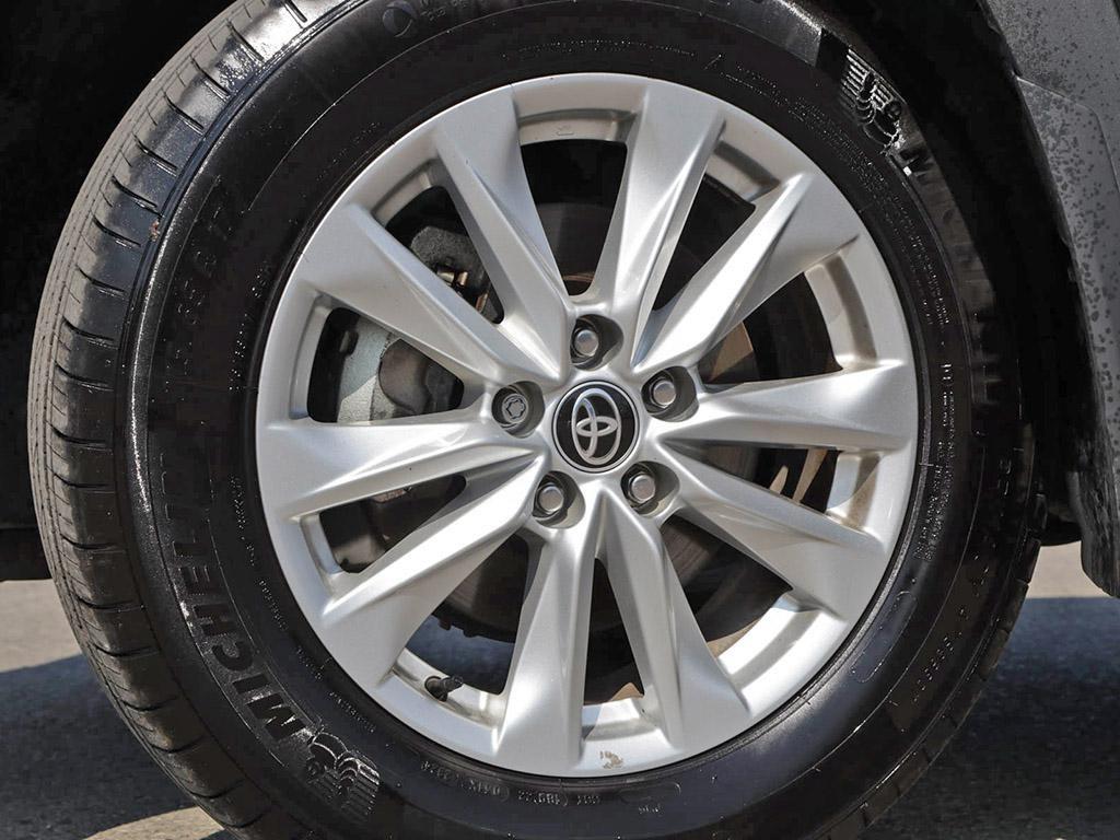 used 2024 Toyota Corolla Cross car, priced at $32,697