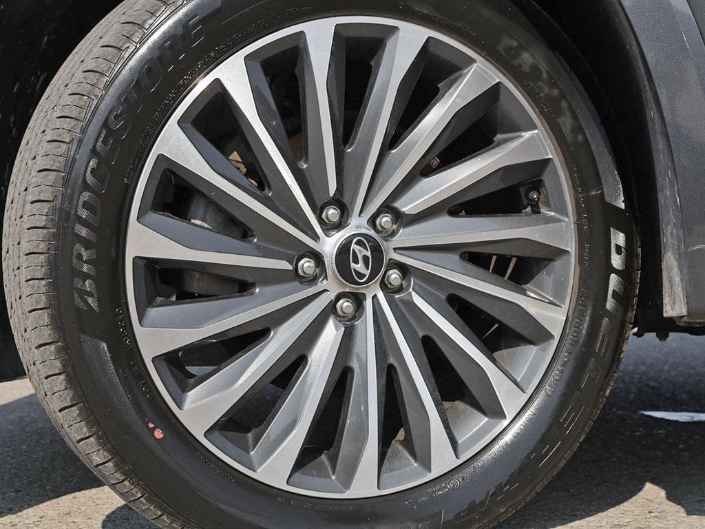 used 2024 Hyundai Palisade car, priced at $46,697