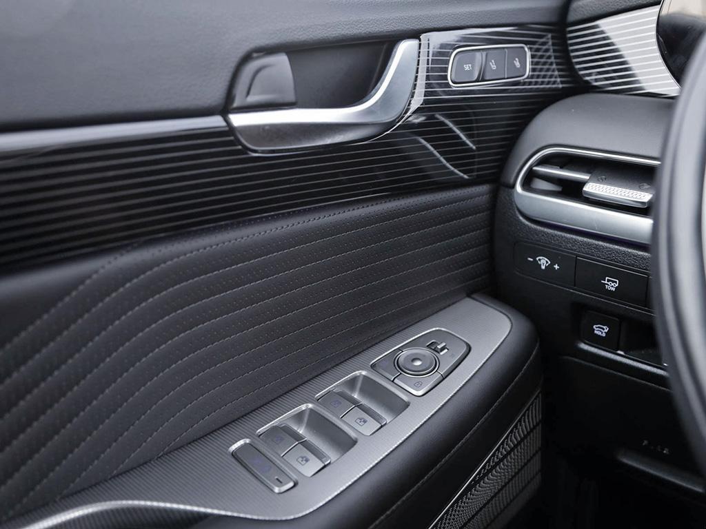 used 2024 Hyundai Palisade car, priced at $46,697