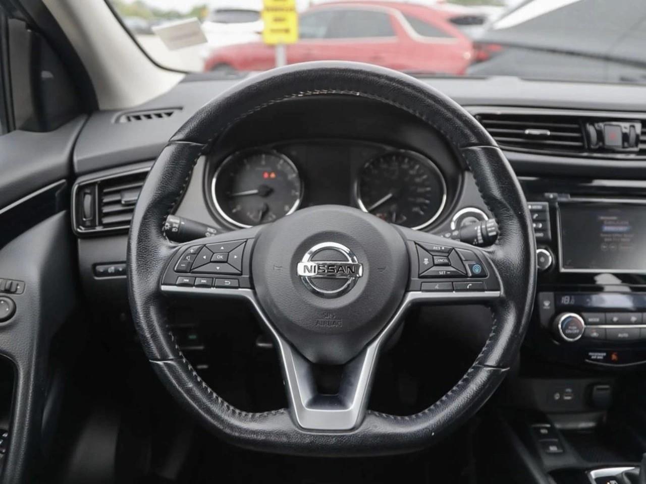 used 2020 Nissan Qashqai car