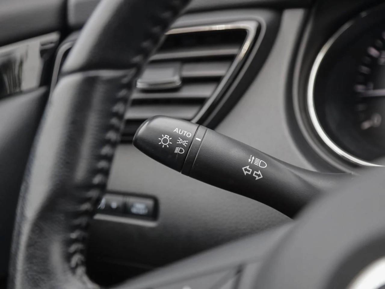 used 2020 Nissan Qashqai car