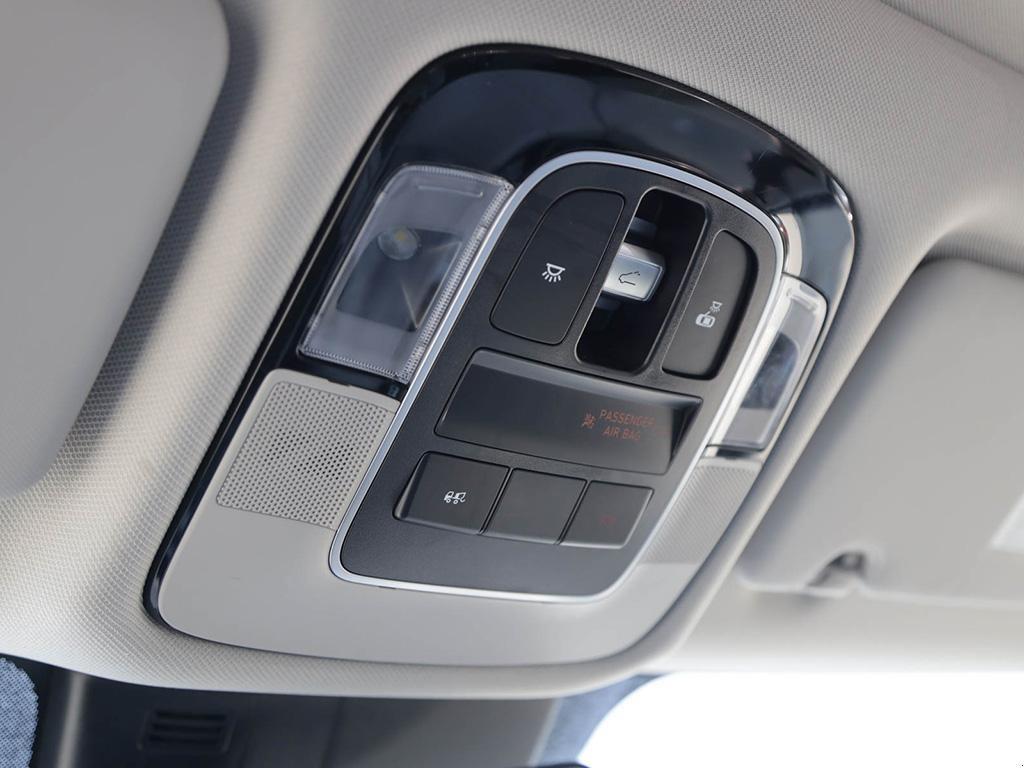 used 2022 Hyundai Tucson Hybrid car, priced at $30,597