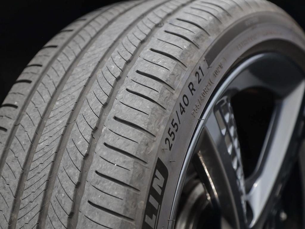 used 2022 Genesis GV70 car, priced at $27,597