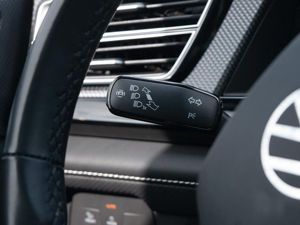used 2025 Volkswagen Atlas Cross Sport car, priced at $53,697