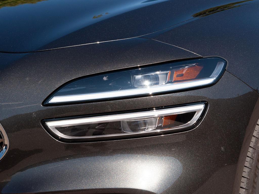 used 2025 Genesis G70 car