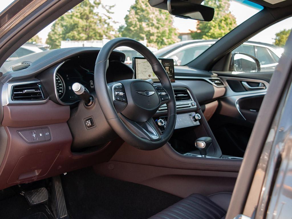 used 2025 Genesis G70 car