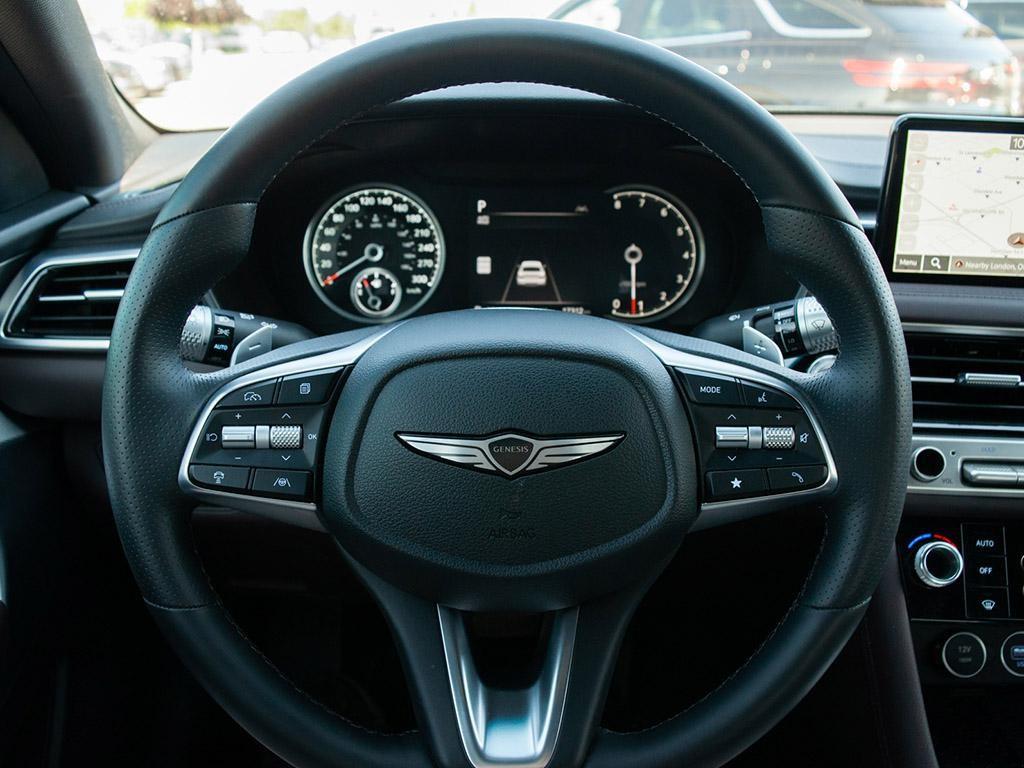 used 2025 Genesis G70 car