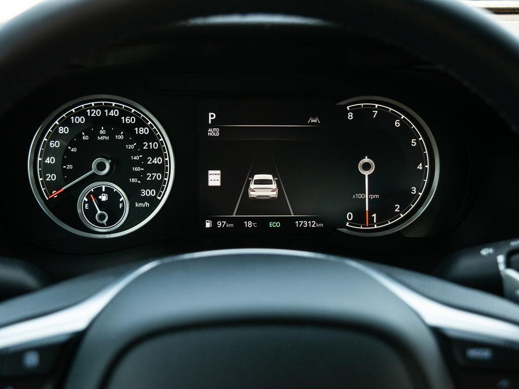 used 2025 Genesis G70 car