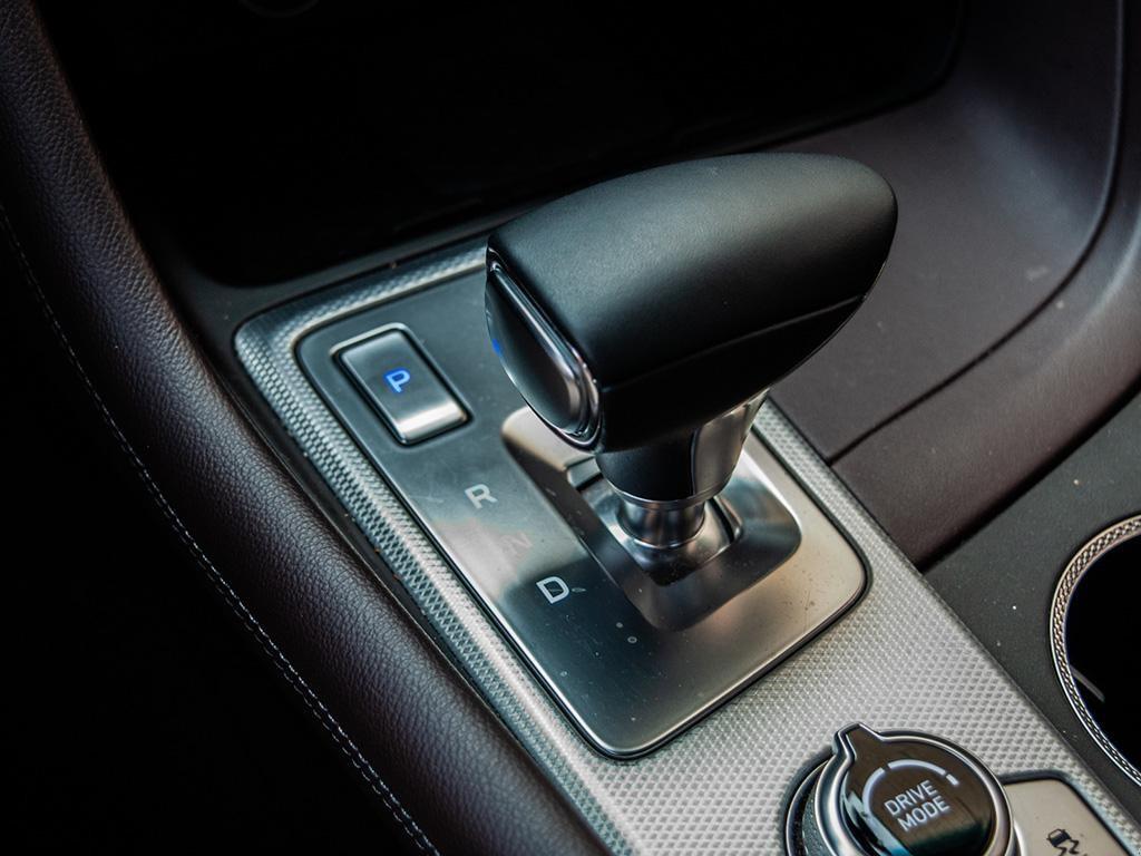 used 2025 Genesis G70 car