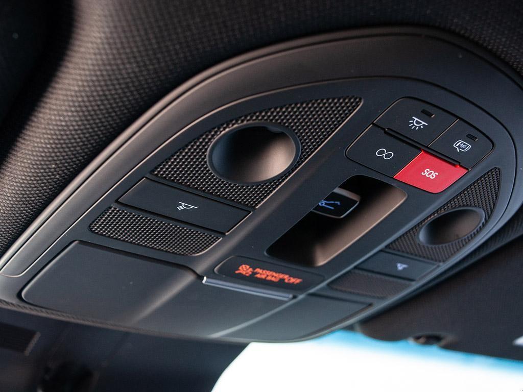 used 2025 Genesis G70 car