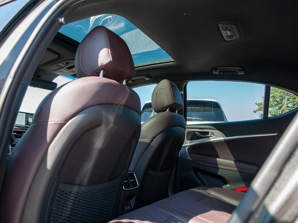used 2025 Genesis G70 car