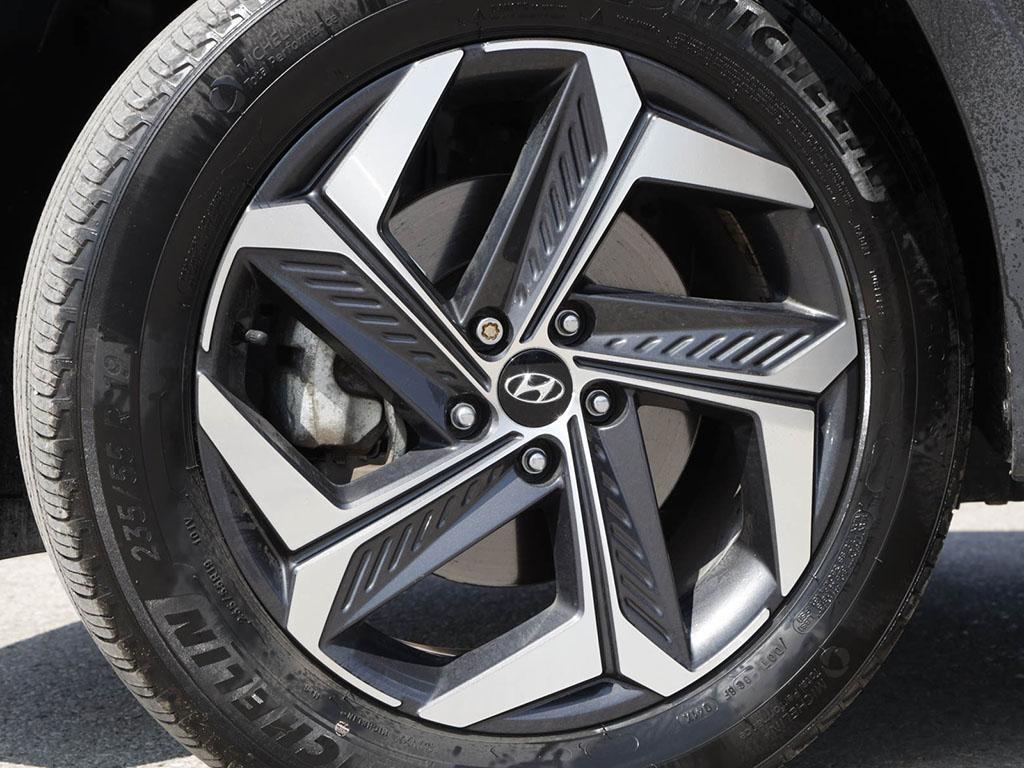 used 2024 Hyundai Tucson Hybrid car