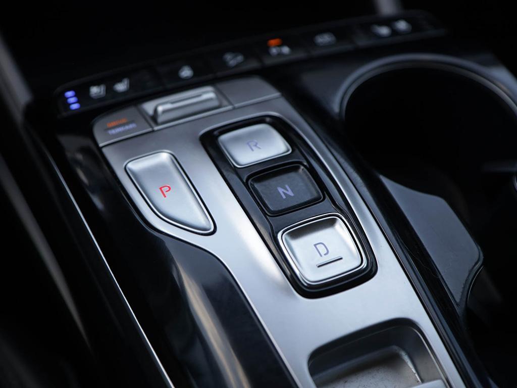 used 2024 Hyundai Tucson Hybrid car