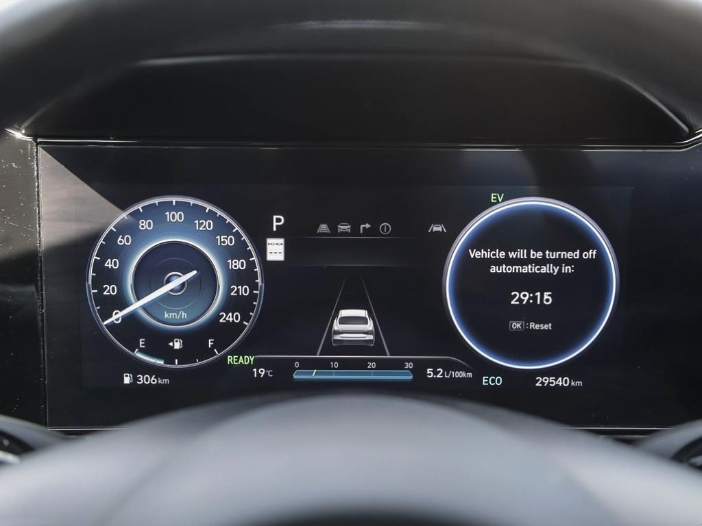 used 2025 Hyundai Elantra Hybrid car