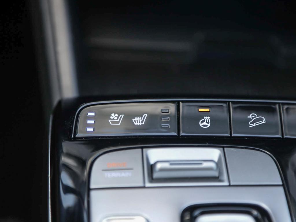 used 2024 Hyundai Tucson Hybrid car
